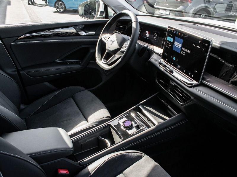 Volkswagen Tayron 1.5 eTSI ACT DSG Elegance 7 posti Led Plus Gancio 19" Camera 360°