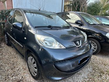 Peugeot 107 1.0 benzina 68CV 5p.