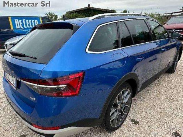 SKODA Superb Superb Wagon 2.0 tdi evo Scout 4x4 200cv dsg - GM4