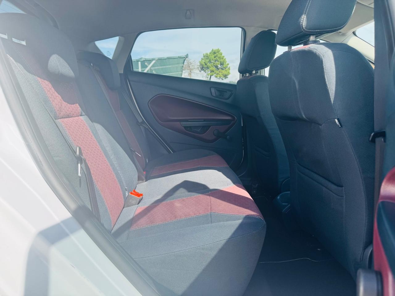 Ford Fiesta 1.4 5 porte Bz.- GPL Titanium