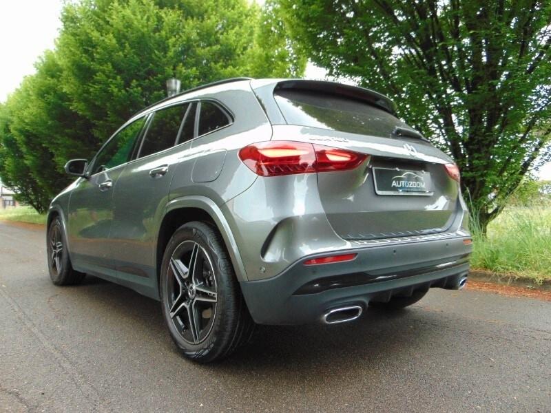 MERCEDES GLA (H247) GLA 180 Automatic ...