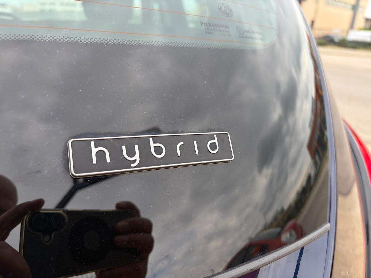 Lancia Ypsilon 1.0 FireFly 5 porte S&S Hybrid Ecochic Silver