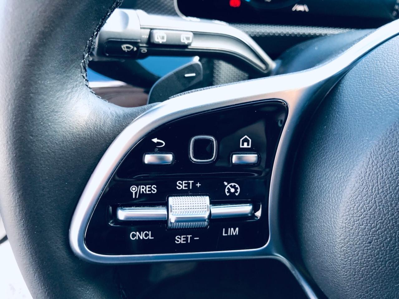 Mercedes-benz CLASSE A 180 d Automatic Sport LUCI-