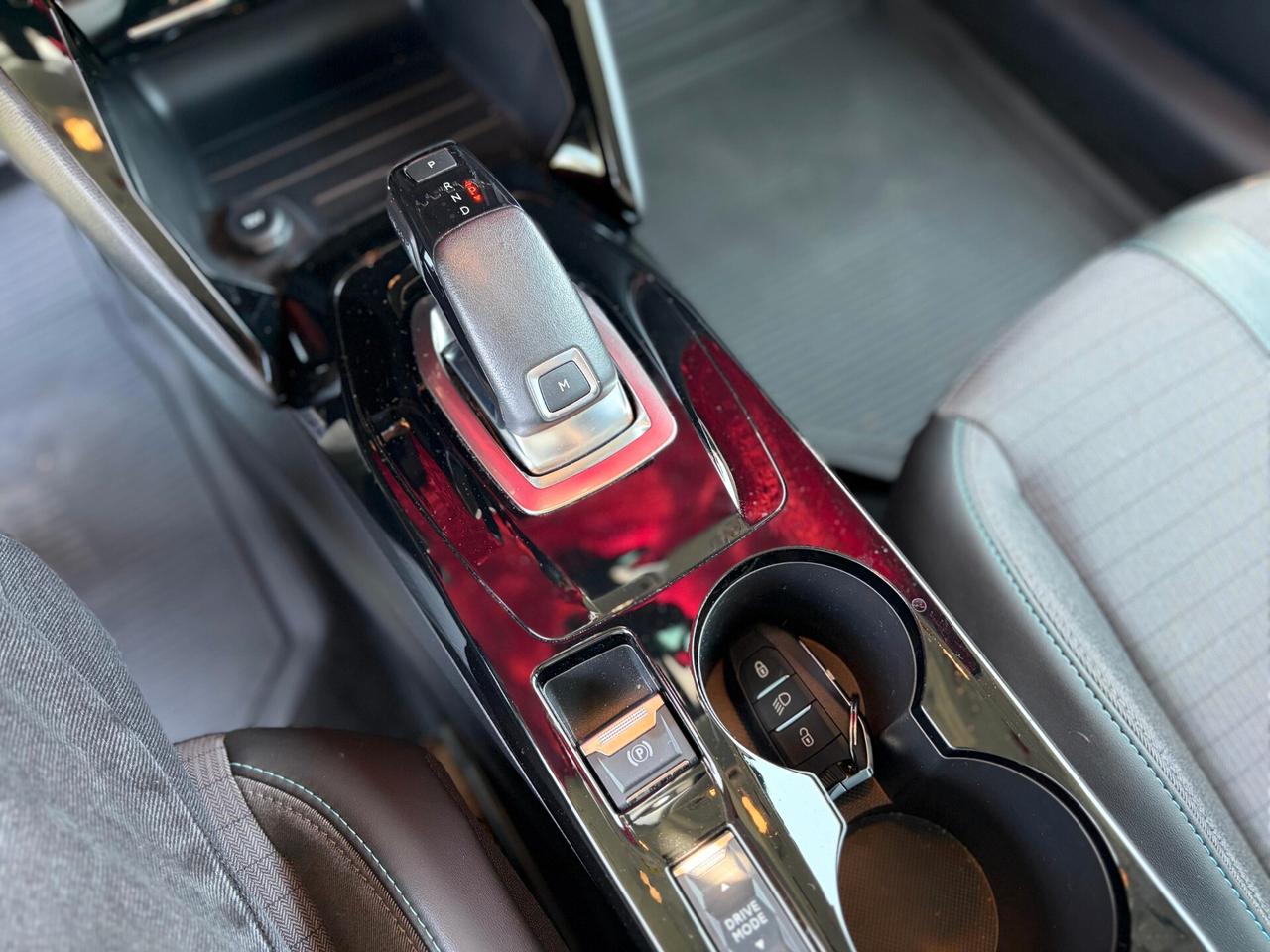 Peugeot 208 PureTech 100 Stop&Start EAT8 5 porte Allure