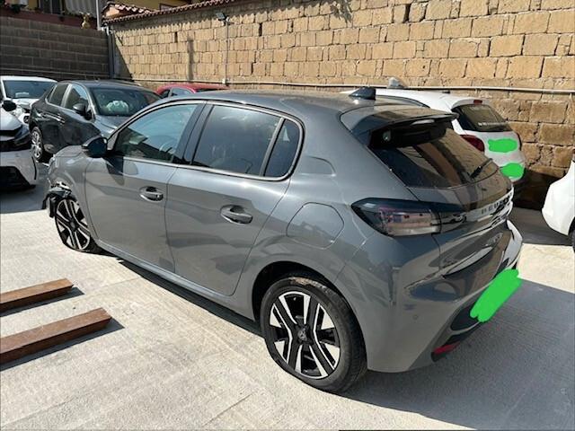 Peugeot 208 PureTech 100 Stop&Start 5 porte Allure incidentata