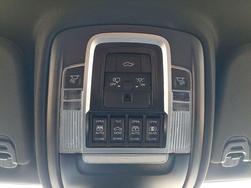 Dodge RAM RAM 1500 MY24 LIMITED BLACK CREW CAB 5.7 V8 GPL 4x4