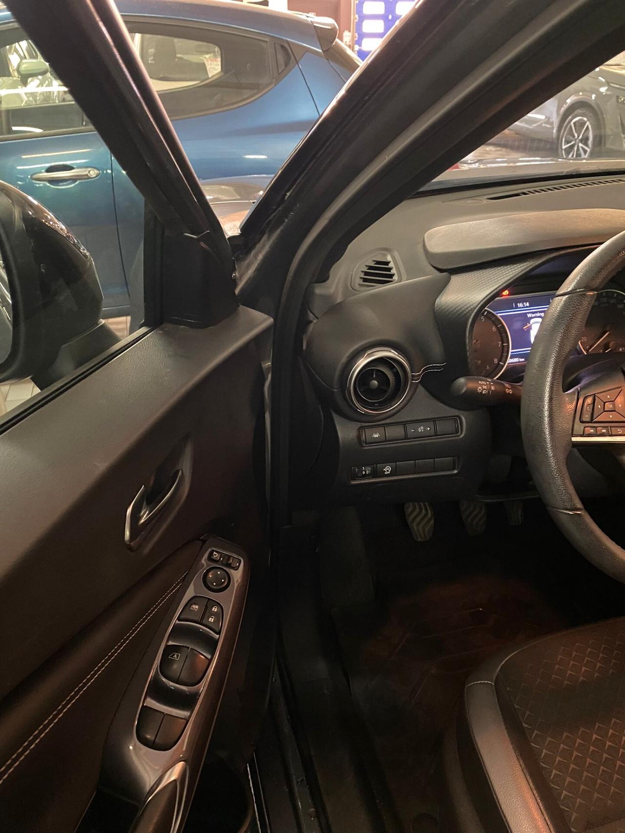 Nissan Juke 1.0 DIG-T 114 CV N-Connecta