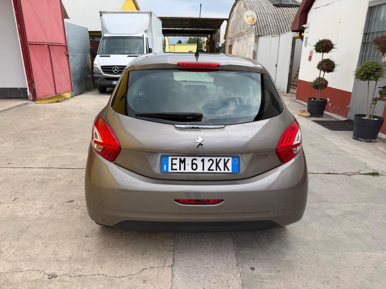 Peugeot 208 1.2 VTi 5 porte Navigatore - 2012