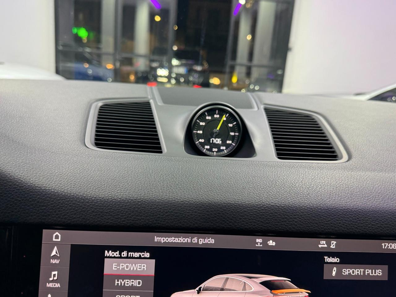 Porsche Cayenne Coupé 3.0 V6 E-Hybrid