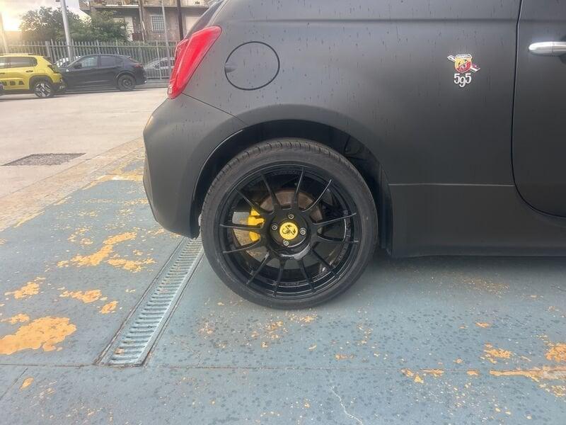 Abarth 595 595C 2016 595C 1.4 t-jet 145cv my18