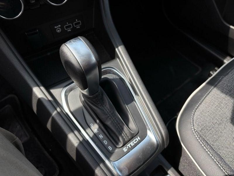 Renault Captur 1.6 E-TECH Hybrid Techno Fast Track Auto