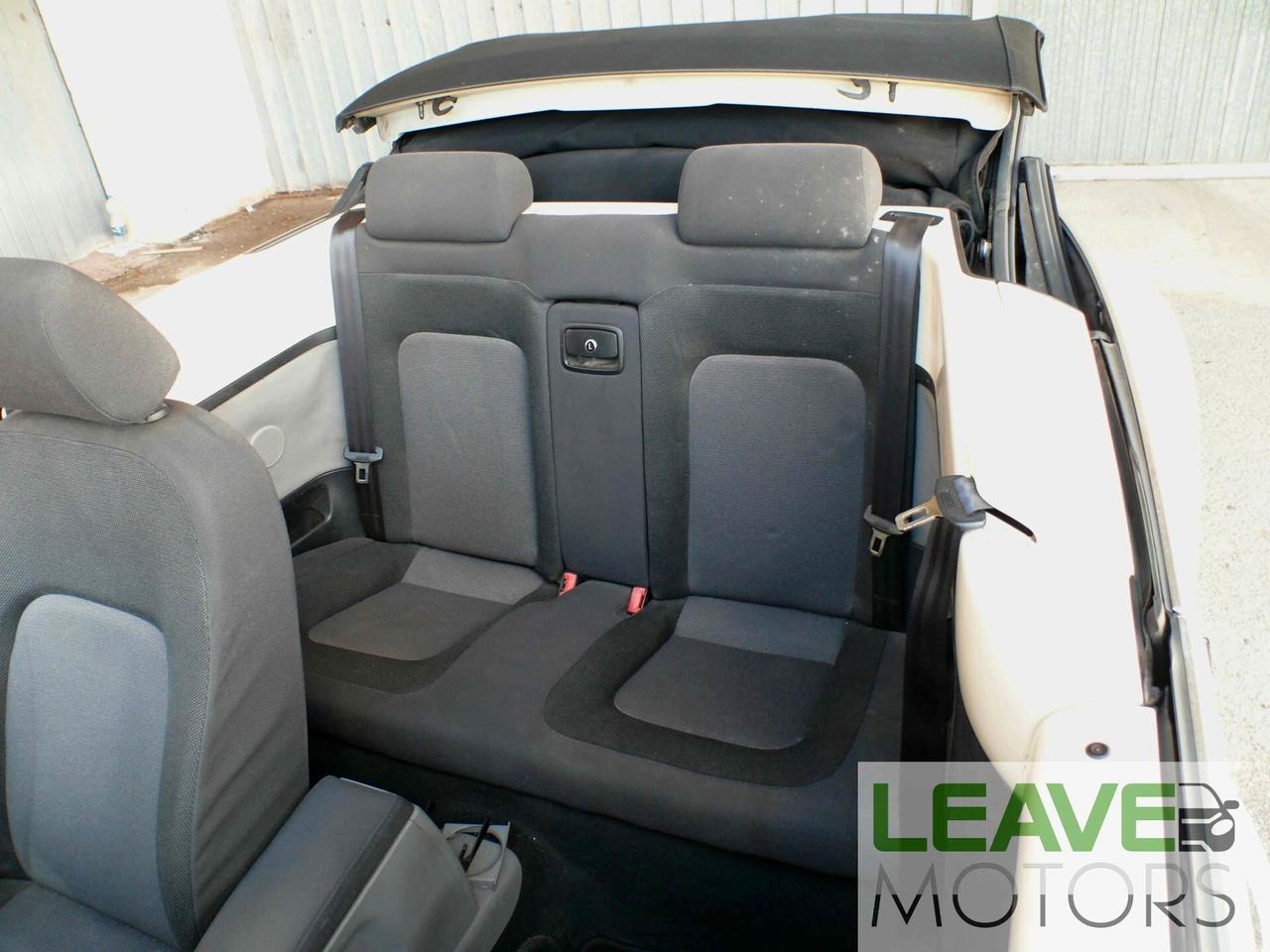 Volkswagen New Beetle 1.6 Cabrio (M1397)