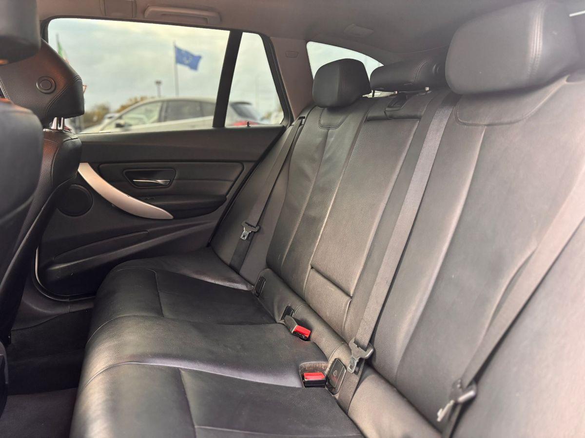 BMW - Serie 3 - 320d xDrive