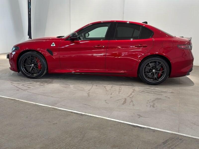 Alfa Romeo Giulia Giulia 2.9 V6 Bi-Turbo AT8 Quadrifoglio