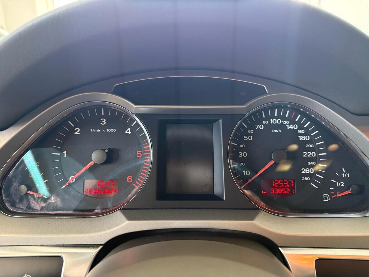 Audi A6 Avant 2.7 V6 TDI F.AP. multitronic