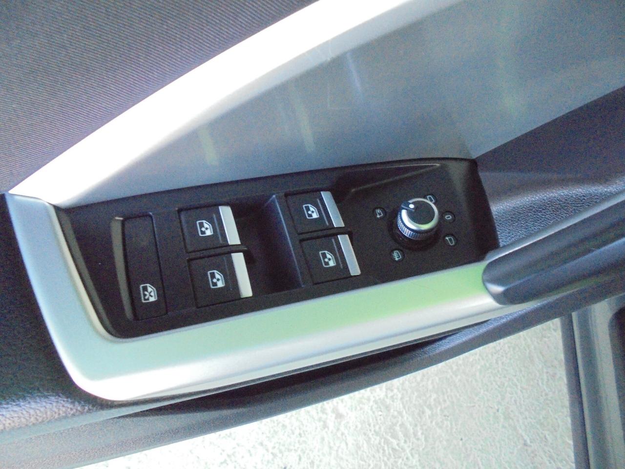 Audi Q3 35 TDI S tronic Business Advanced