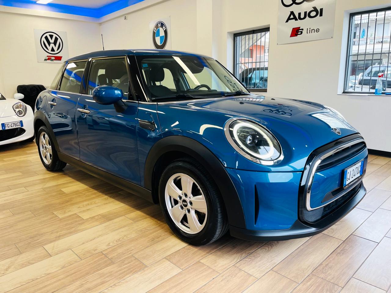 Mini One 1.5 Business Automatica Neopatentati