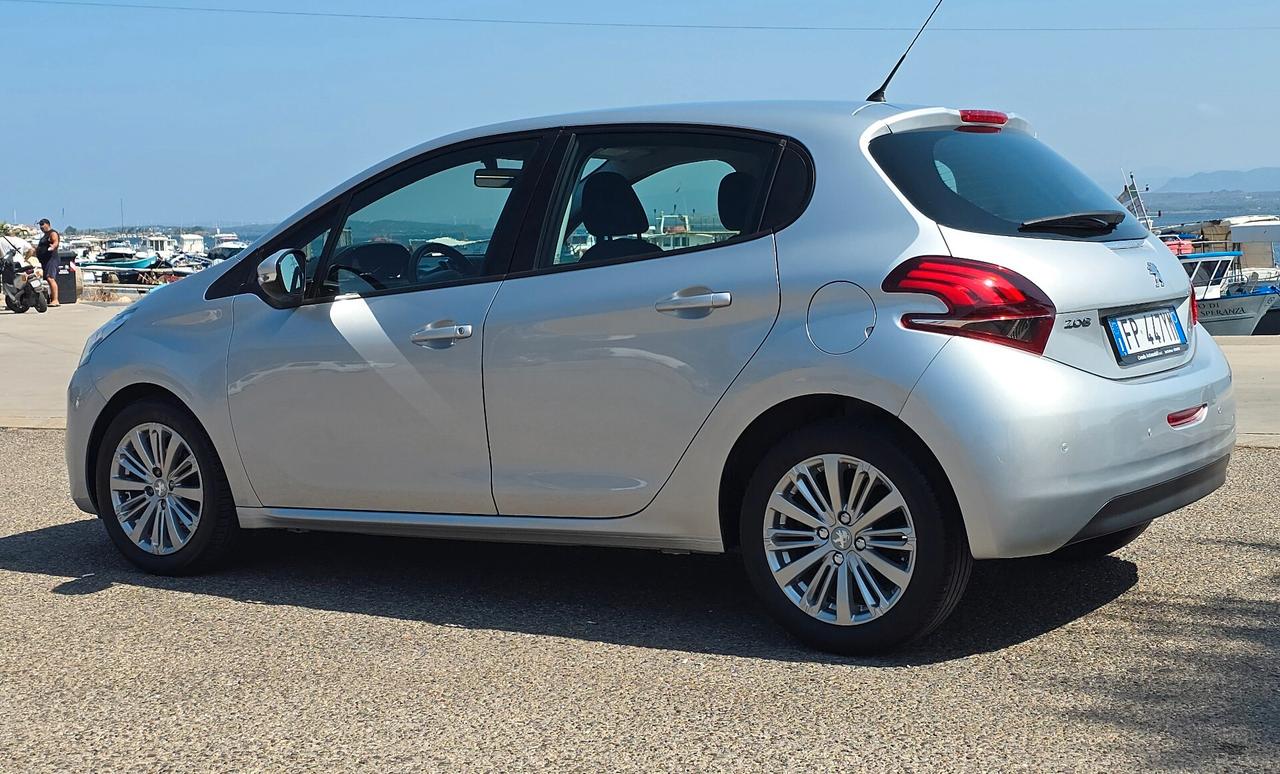 Peugeot 208 1.6 Bluehdi 75 cv 2018 Uniproprietaria