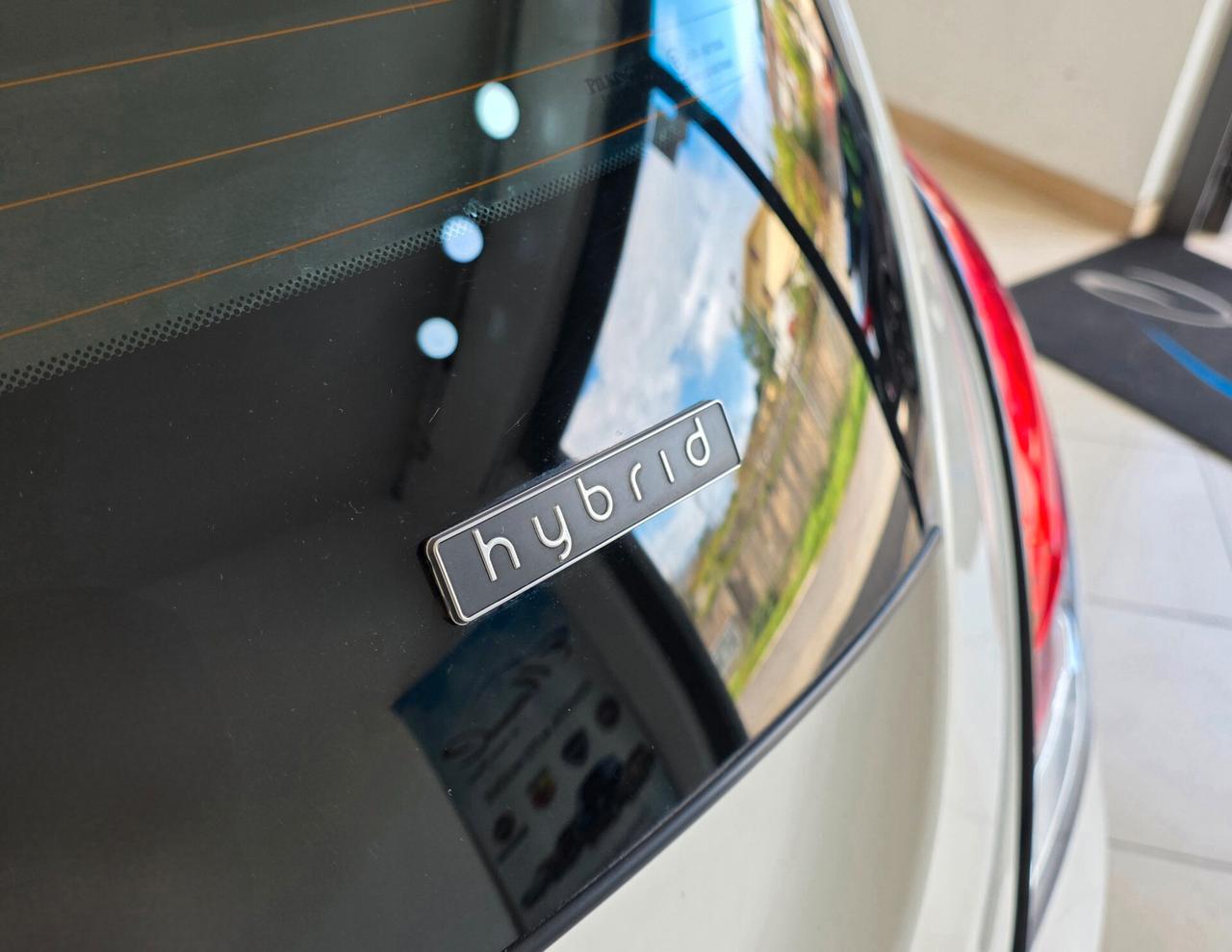 Lancia Ypsilon 1.0 FireFly 5 porte S&S Hybrid Gold