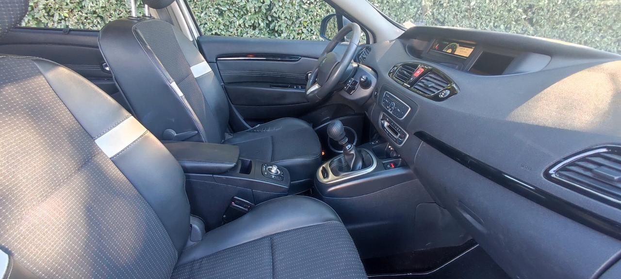 Renault Scenic Scénic X-Mod 1.5 dCi 110CV Dynamique 7 posti