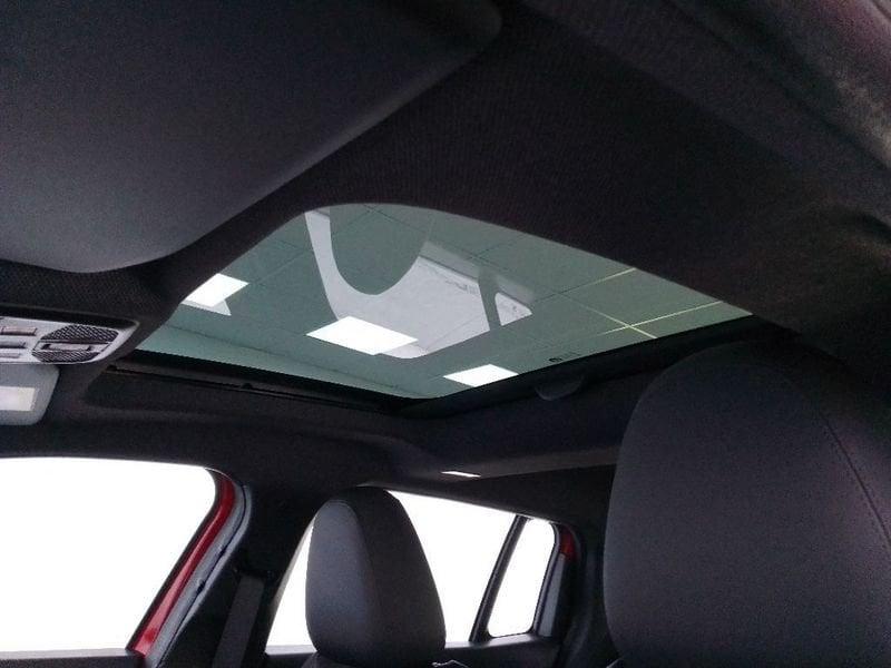 Jeep Avenger 1.2 turbo e-hybrid mhev Upland 4xe 145cv edct6