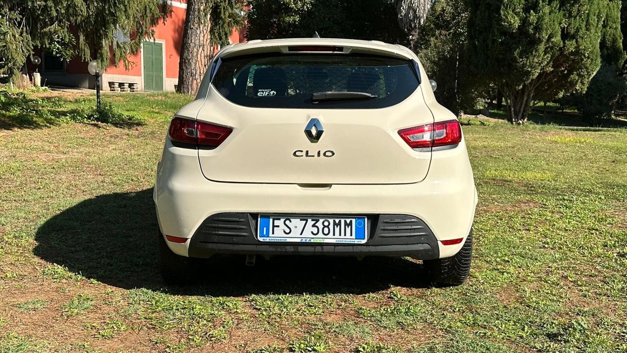 Renault Clio VAN dCi 8V 75CV Start&Stop 5P 2018 LEGGI TESTO