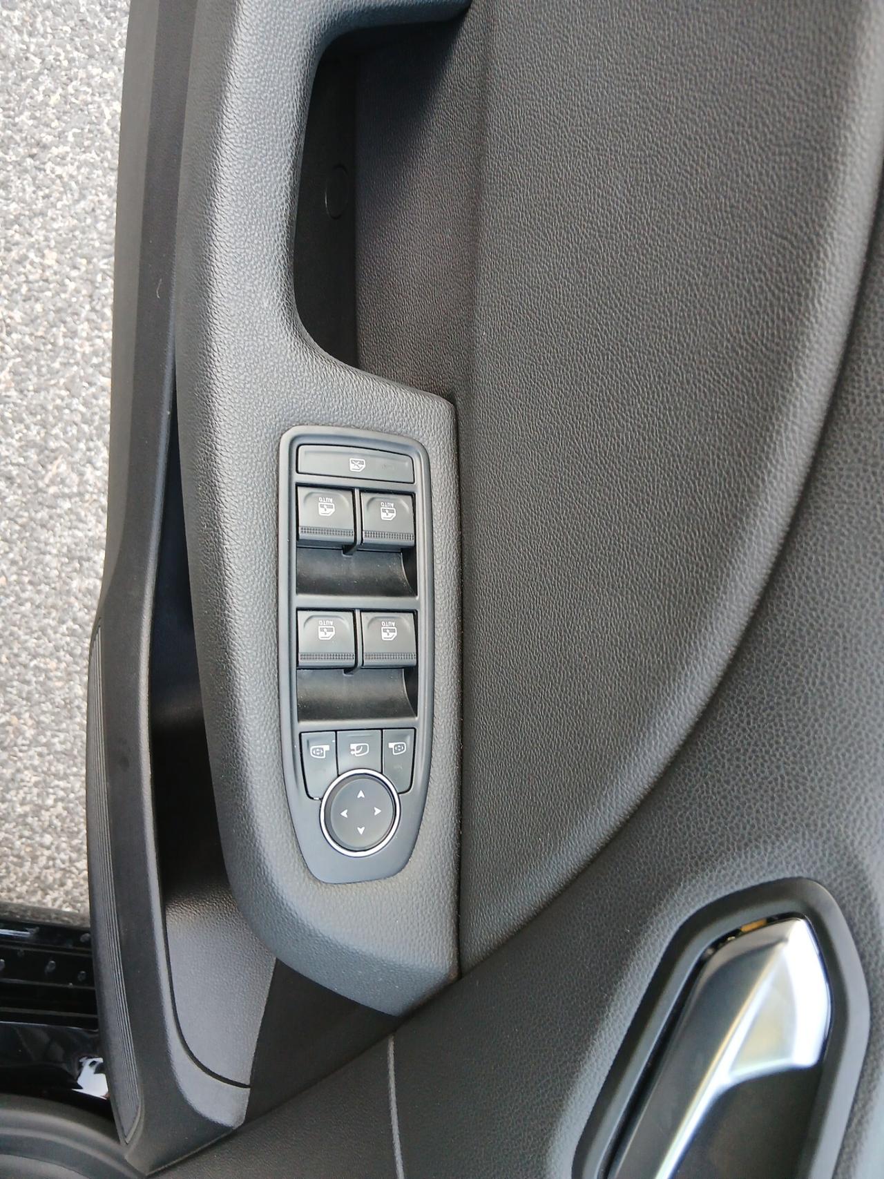 Renault Clio Full Hybrid E-Tech 145 CV 5 porte Techno