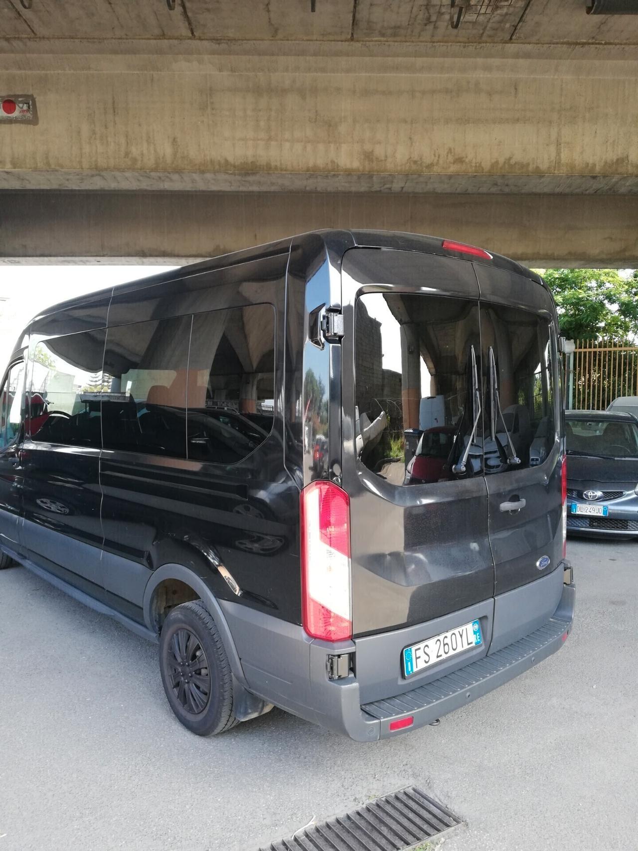 Ford Transit 350 2.0TDCi EcoBlue 130CV PL-TM Combi Titanium