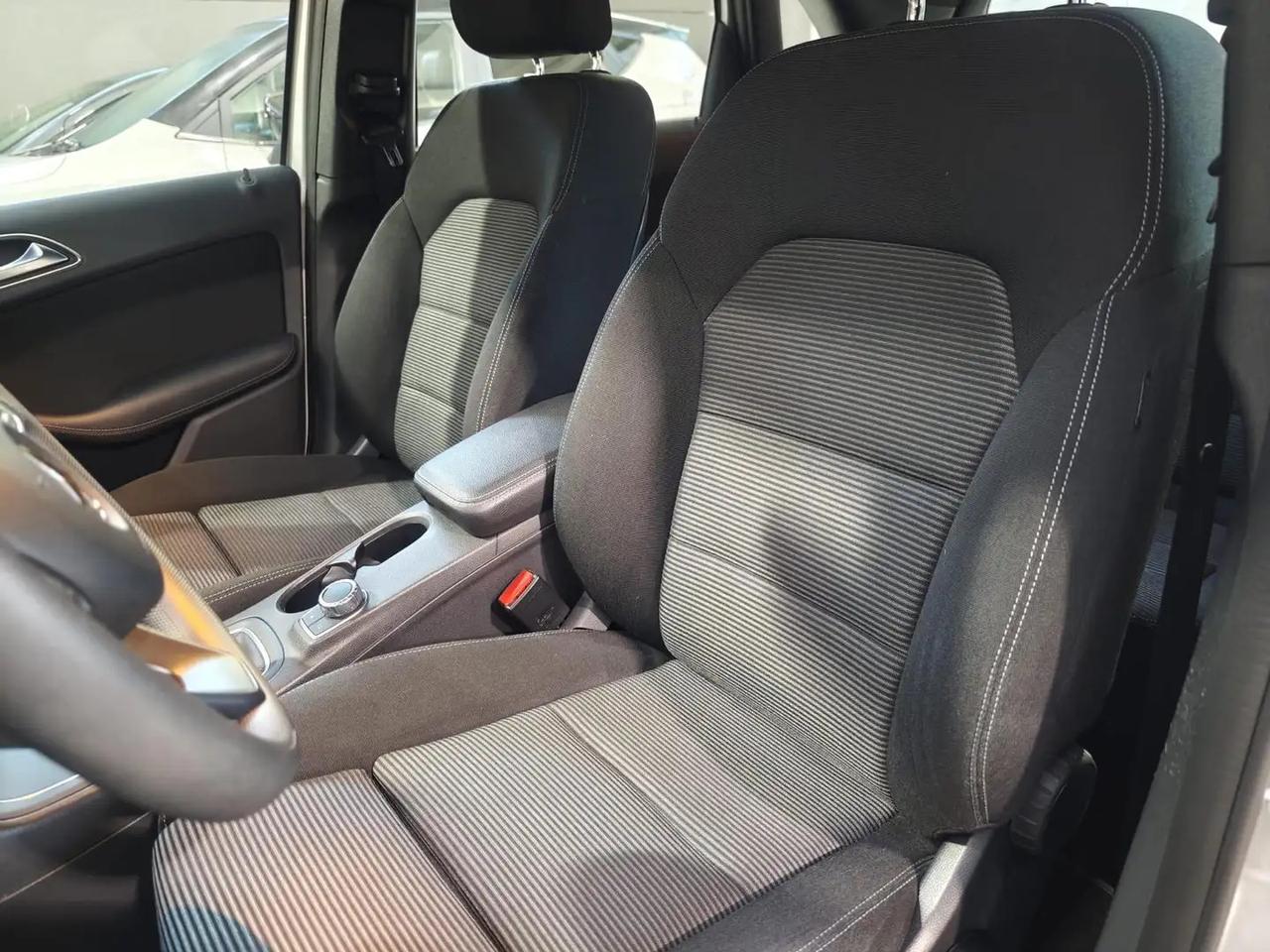 Mercedes-Benz B 180 Neopatentati Sport Manuale Euro 6