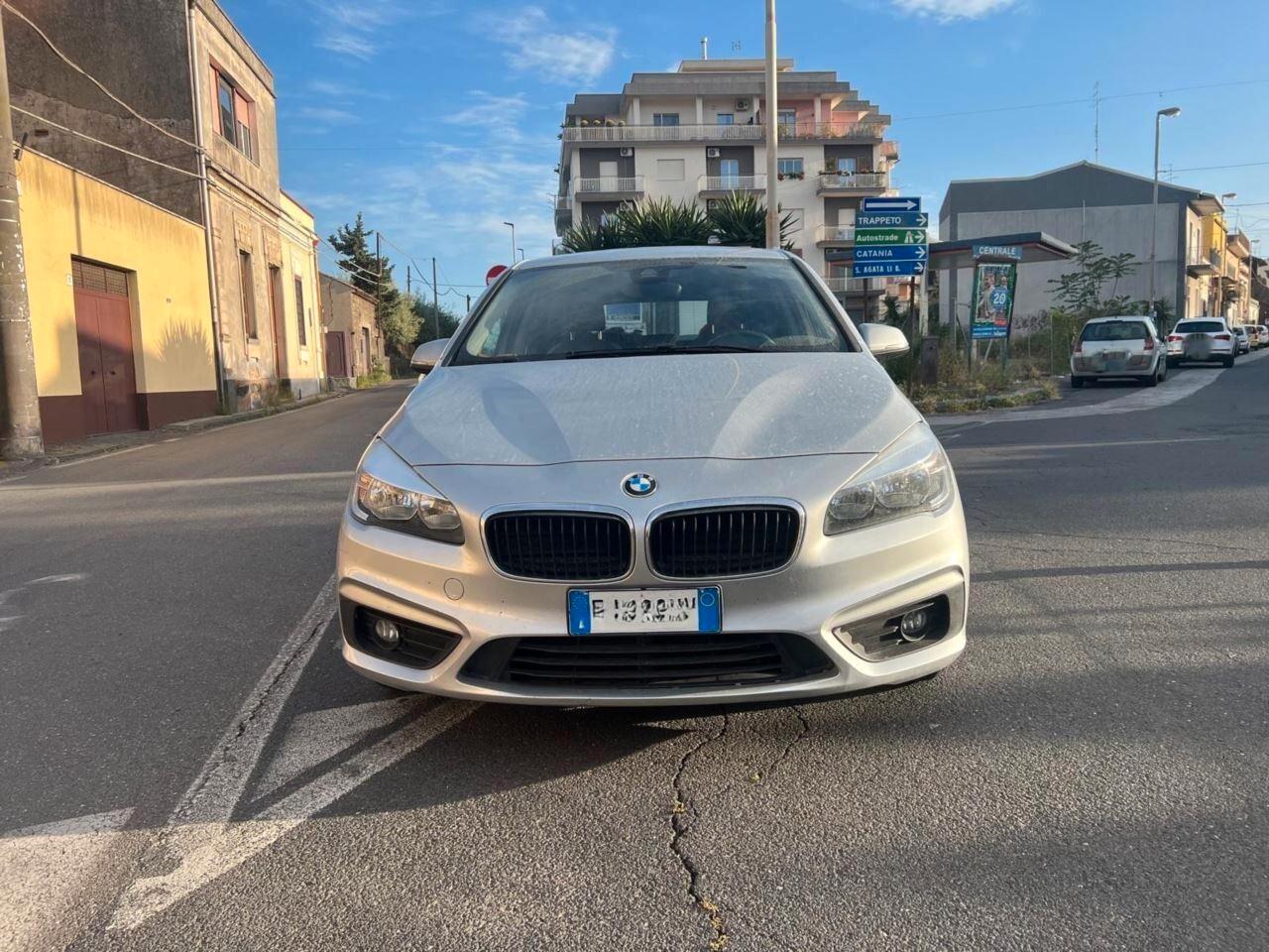 Bmw 2er Active Tourer 216d Active Tourer Advantage
