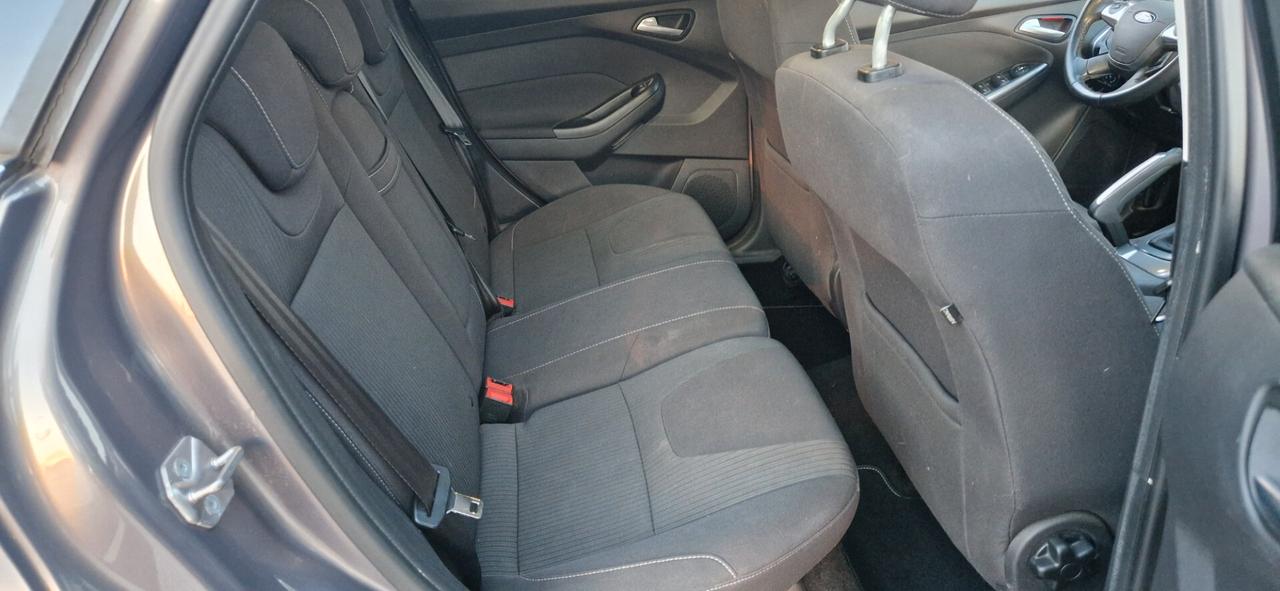 Ford Focus 1.6 TDCi 115 CV SW Titanium perfetta