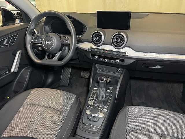 Audi Q2 35 TDI quattro S tronic Identity Black