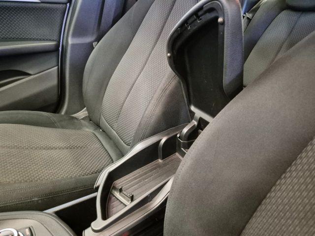BMW X1 sDrive18d Advantage - Cruise/Lim - Bluetooth