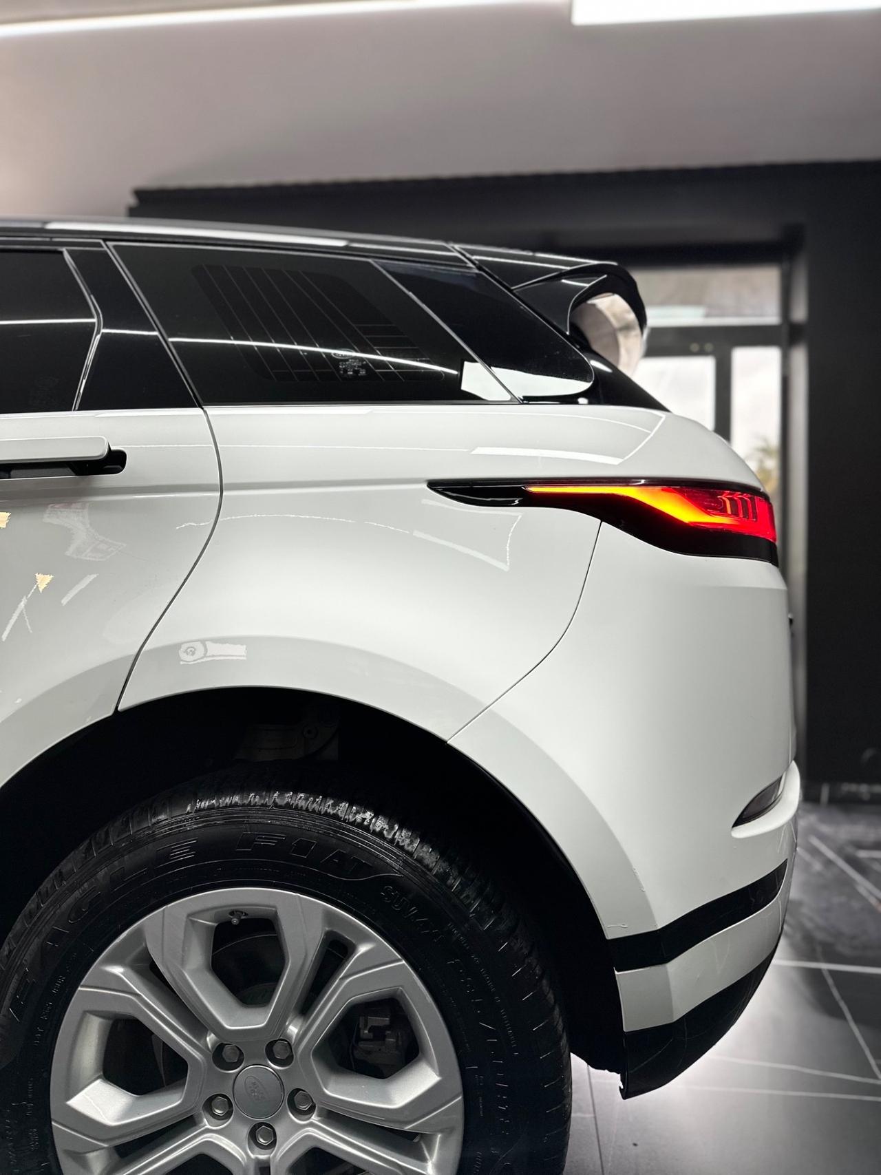 Land Rover Range Evoque 2.0D I4 180 CV AWD Auto R-Dynamic HSE