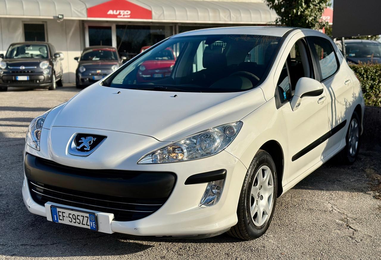 PEUGEOT 308 1.6 8V HDi 112CV cambio robototizzato 2011