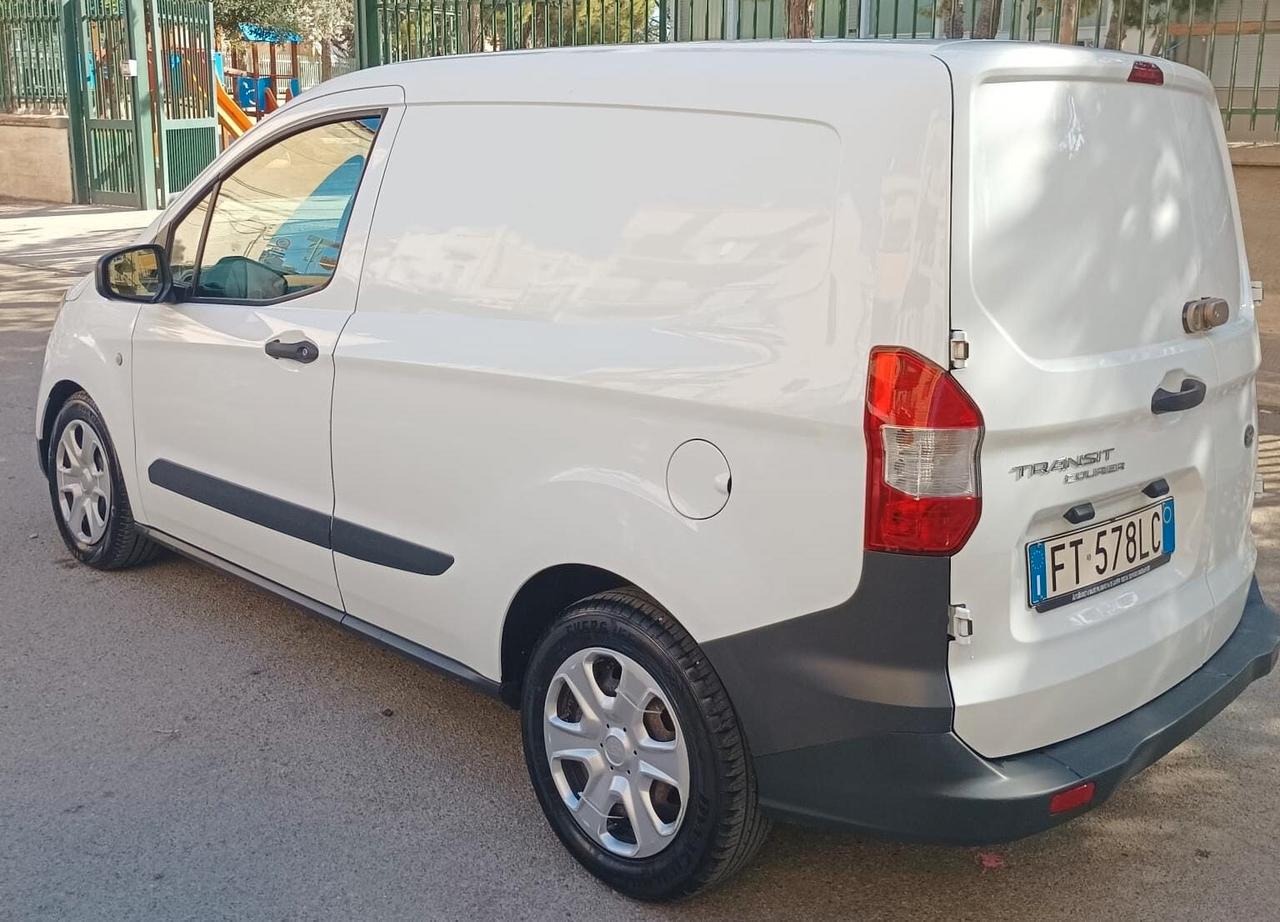 Ford Transit Courier Transit Courier 1.5 TDCi 75CV Van Titanium