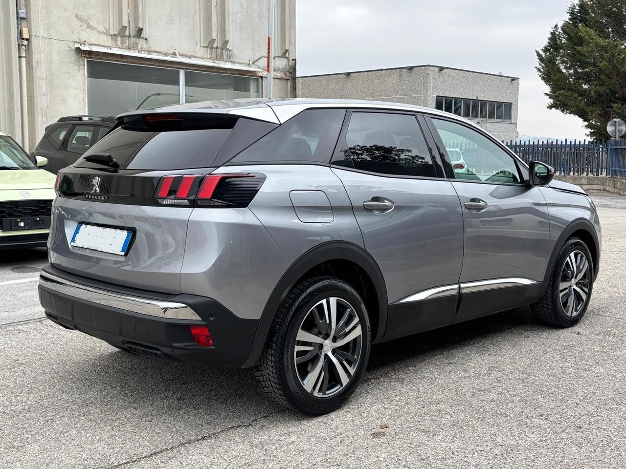 Peugeot 3008 HDi 1.5/130 CV EAT8 Allure