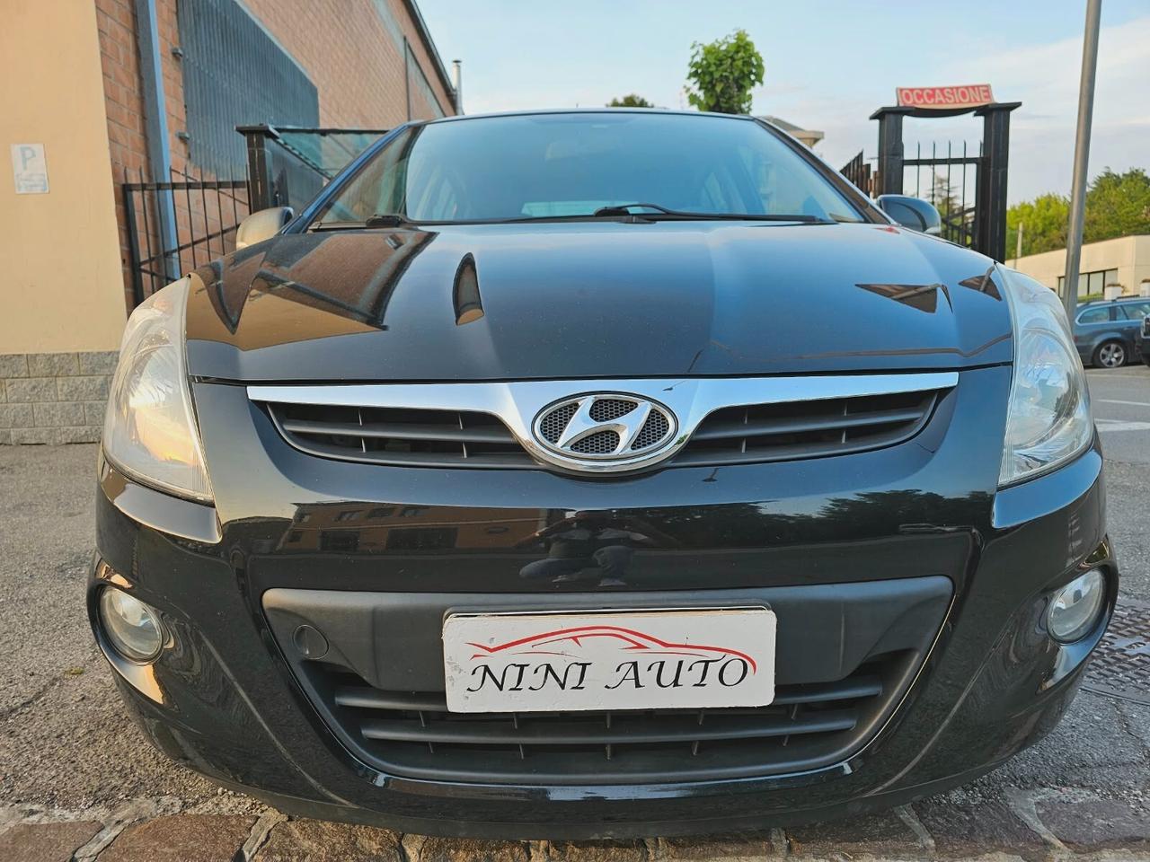 Hyundai i20 1.2 75cv Comfort*Clima*Cerchi*Navi*Neopatentati