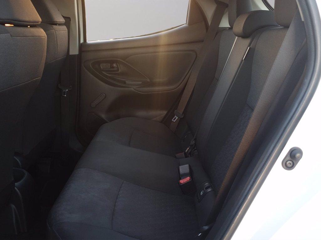 TOYOTA Yaris 1.0 active del 2023