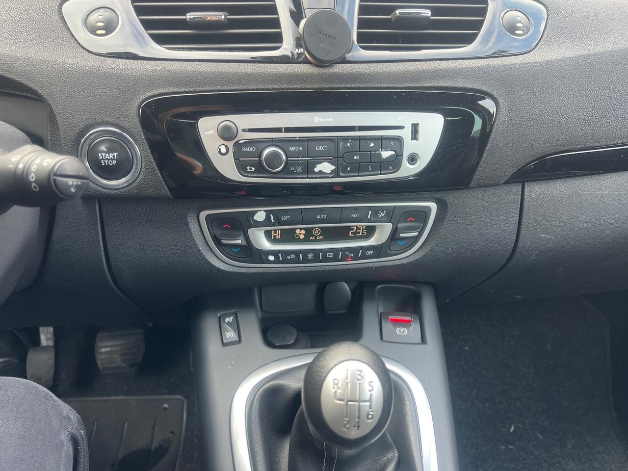 Renault Scenic Scénic 1.2 TCe 115CV Start&Stop Bose