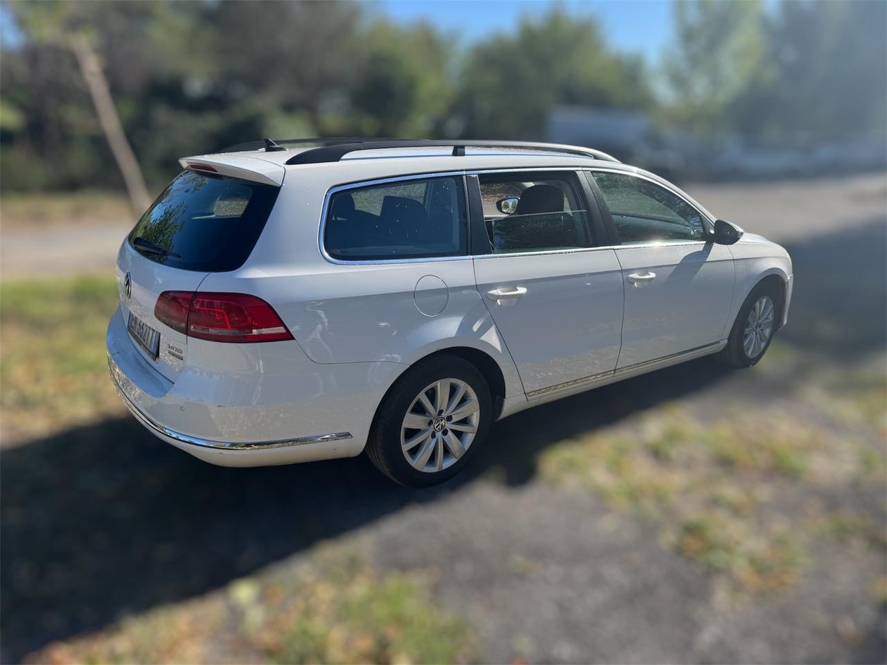 Vw Passat 2.0 dci diesel - Automatica - 2012