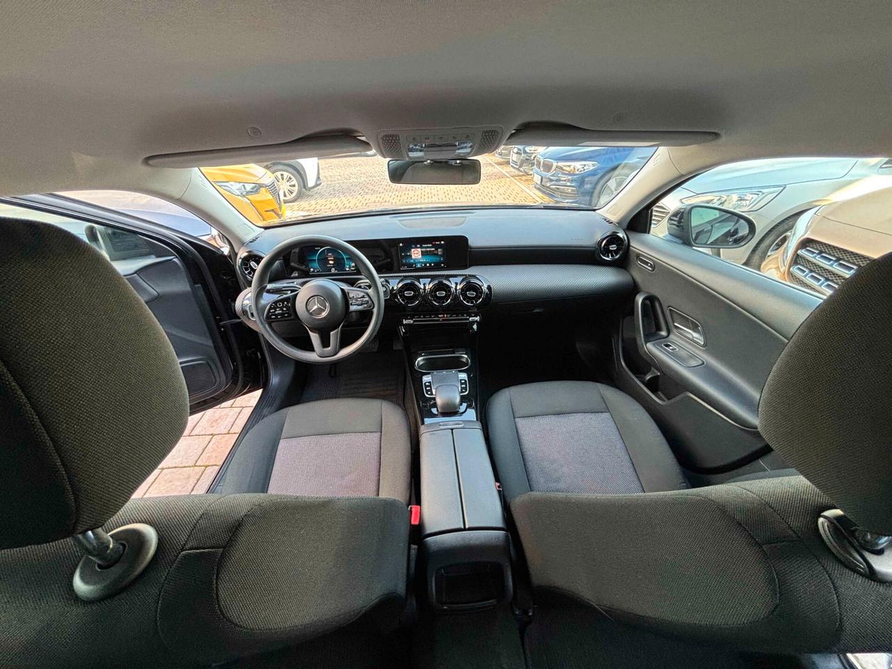 Mercedes-benz A 250 e Automatic EQ-Power Business