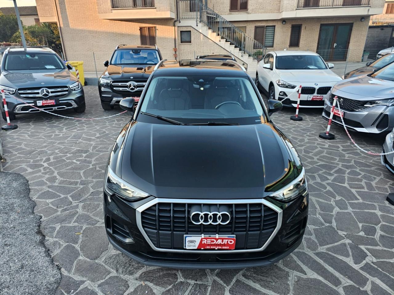 Audi Q3 35 TDI S tronic Business