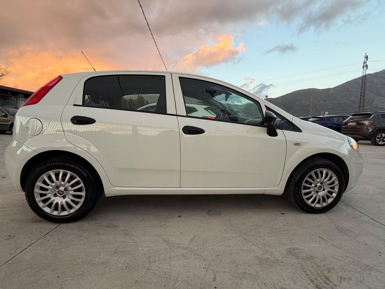 Fiat Punto 1.4 8V 5 porte GPL Street 2017