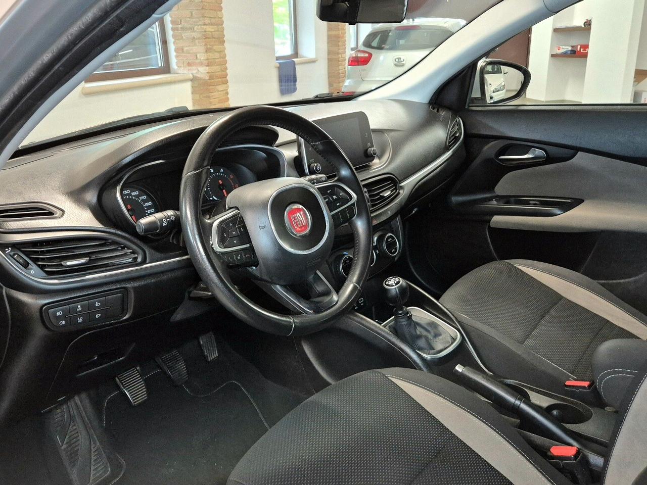 Fiat Tipo 1.6 Mjt S&S SW Lounge