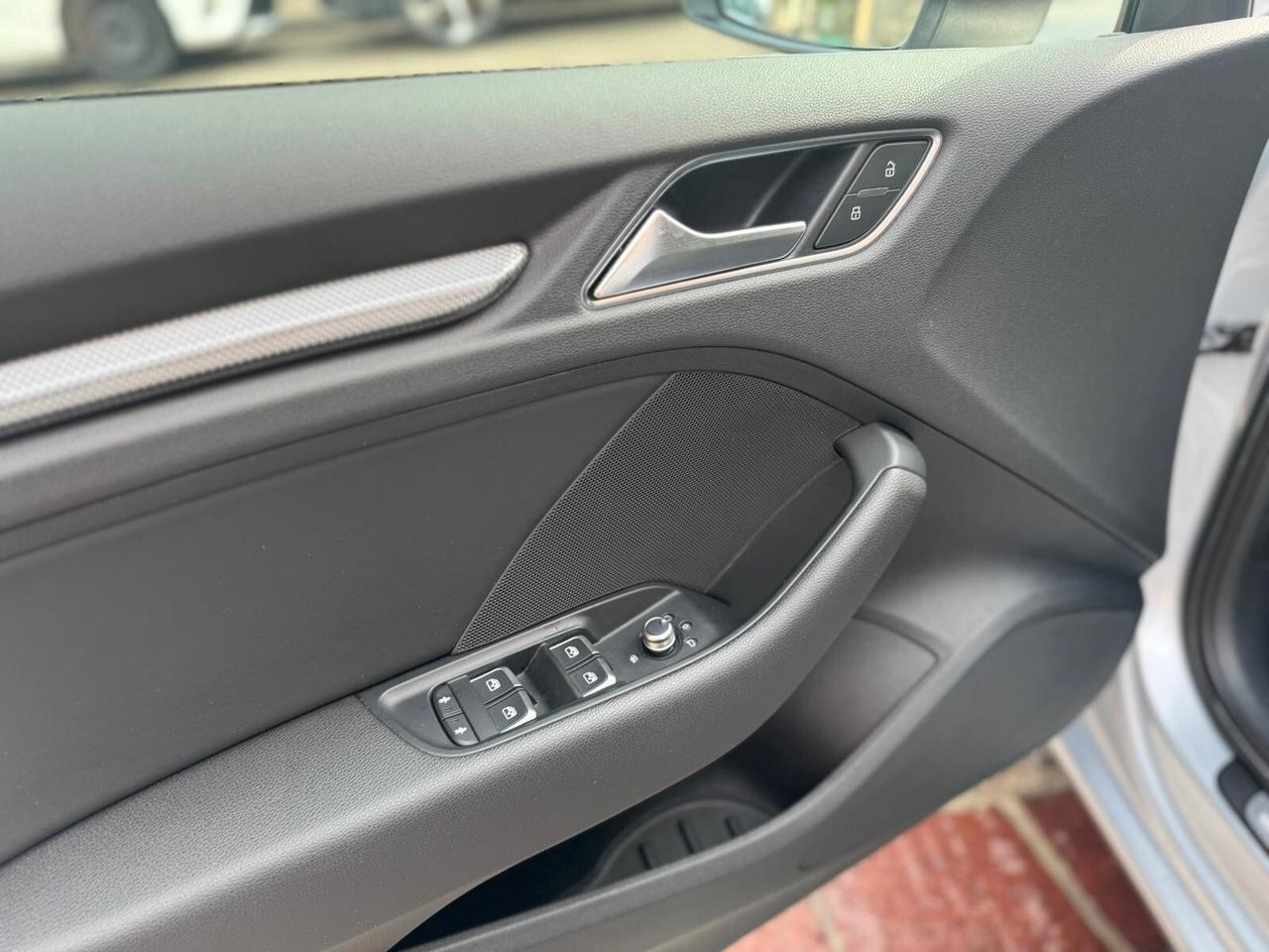 Audi A3 SPB 30 TFSI Business Advanced