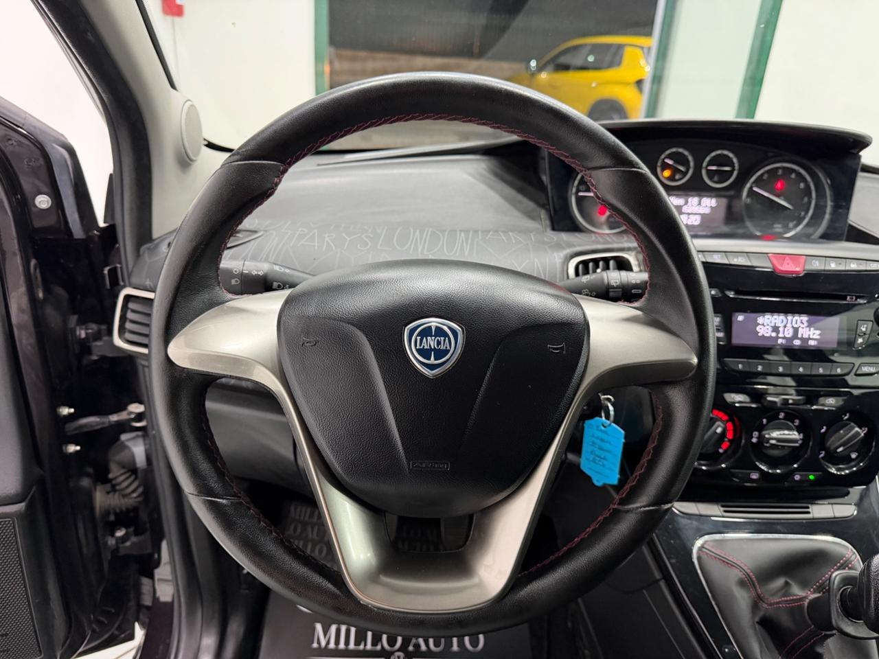 Lancia Ypsilon 1.2 69 CV 5 porte GPL Ecochic Elefantino