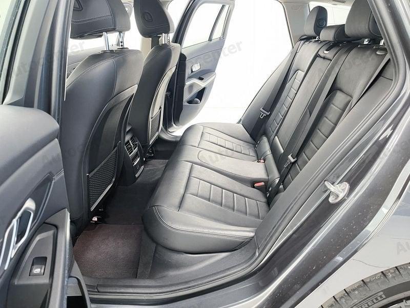 BMW Serie 3 320d Touring mhev 48V Luxury auto
