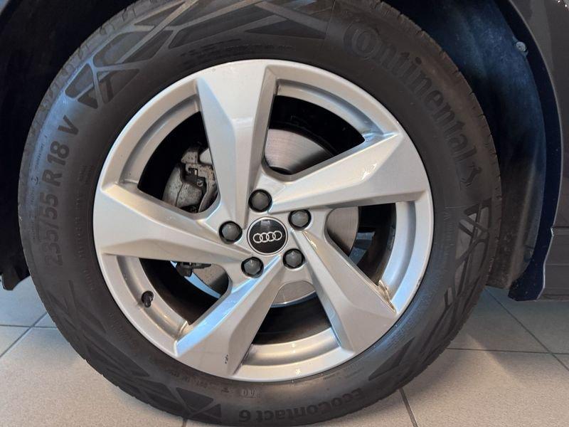 Audi Q3 35 TDI Business Plus