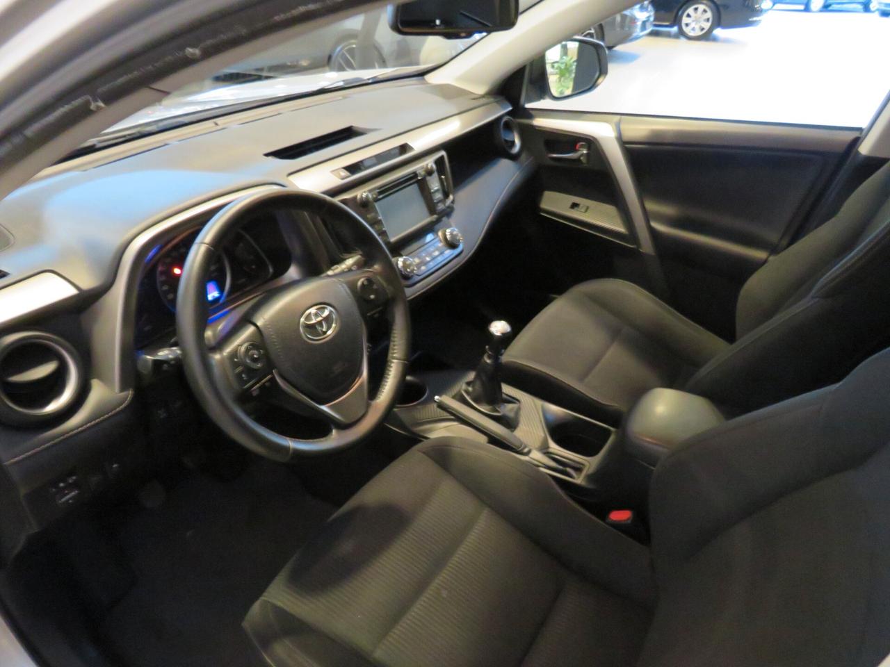 Toyota RAV 4 RAV4 2.2 D-4D 4WD Style